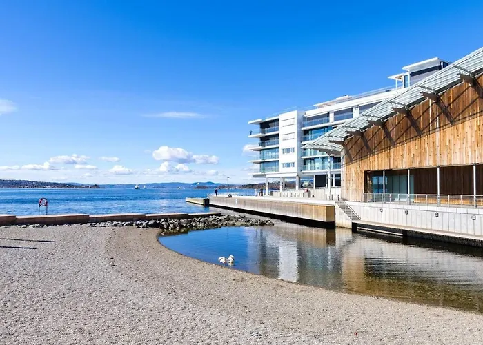 Tjuvholmen / Aker Brygge - Expensive Area In Oslo!