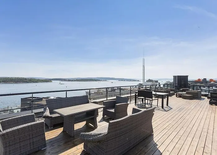 Tjuvholmen / Aker Brygge - Expensive Area In Oslo! *